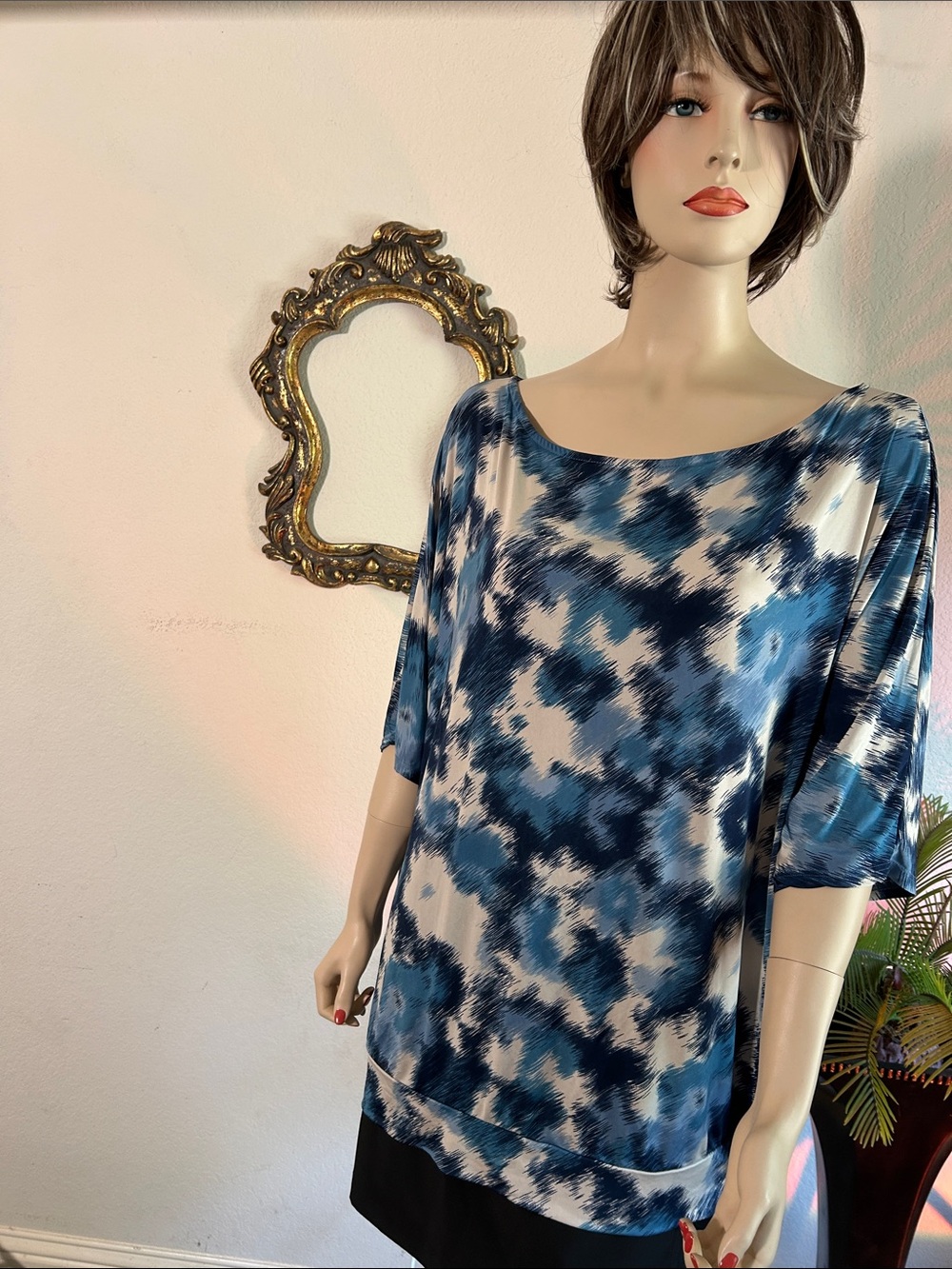 white birch Blue and White Tie-Dye Scoop Neck Tunic